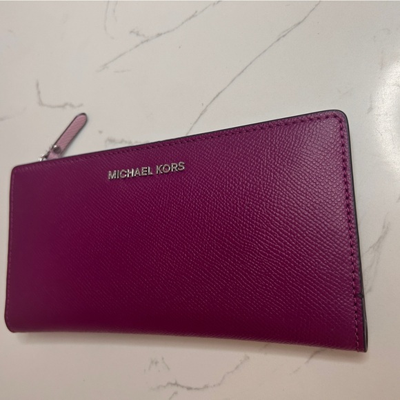 Michael Kors Wallet- NWOT - Picture 16 of 16